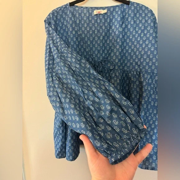 Faherty Women’s Navy Lyla Organic Cotton Floral Drop Shoulder Top Blouse - XL - Picture 7 of 11